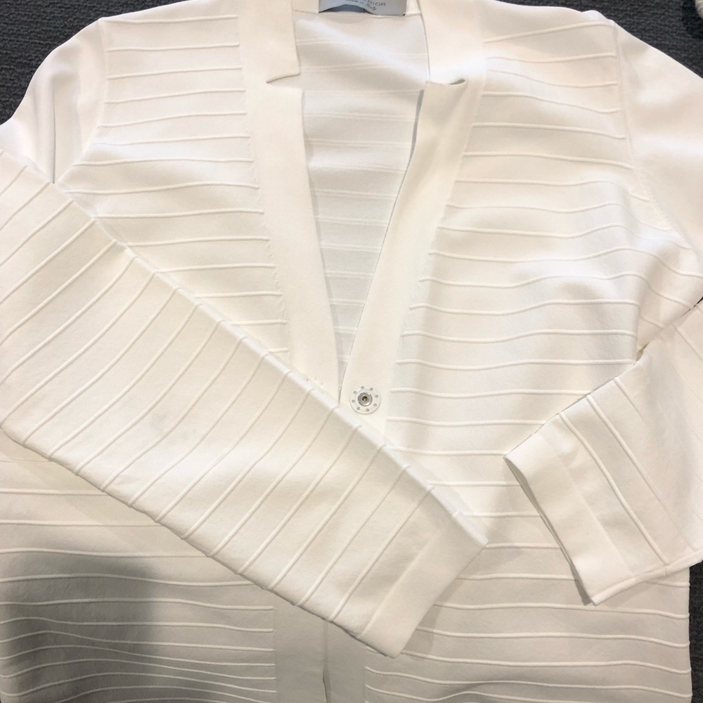 Classy snap cardigan white